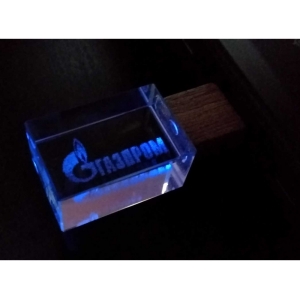USB-флешка на 16 Гб прямоугольной формы, под гравировку 3D логотипа, материал стекло, с деревянным колпачком красного цвета, синий