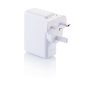 Дорожный переходник для розетки с 4 USB-портами