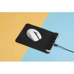Коврик для мыши со встроенным USB-хабом Plug
