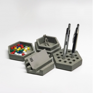 Органайзер настольный LEGO из бетона