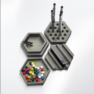 Органайзер настольный LEGO из бетона